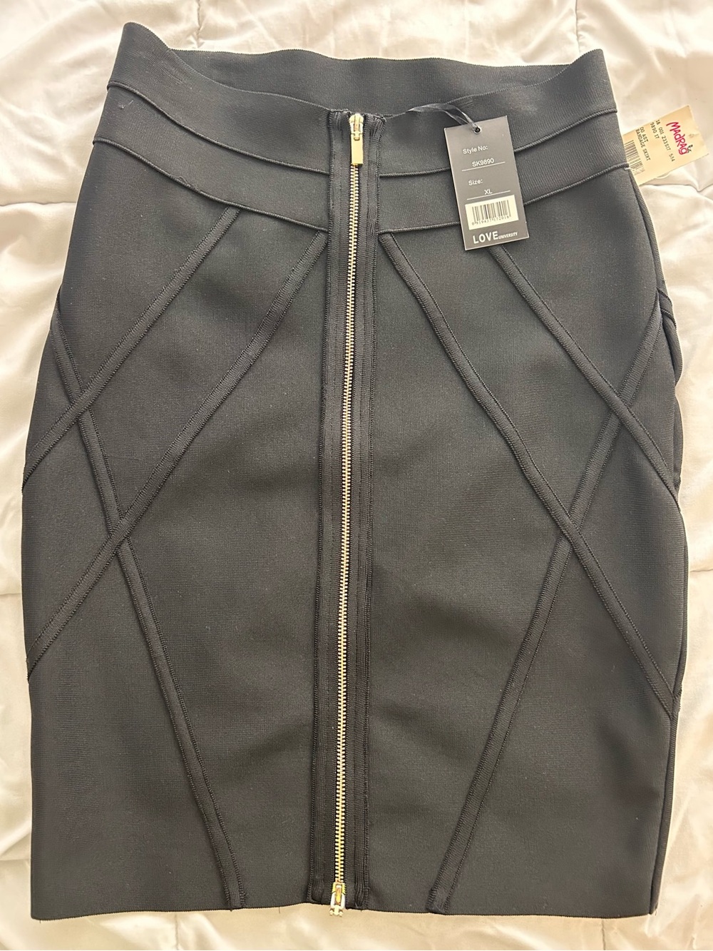 Paradox Black Structured Zip Pencil Skirt - Picture 4 of 4